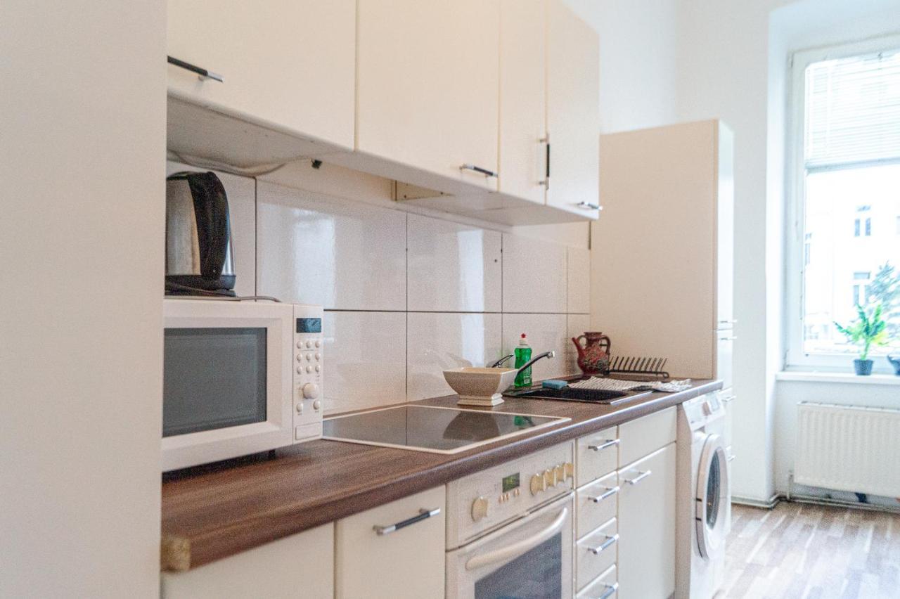Pleasant 3Br Shared Apartment- Ideal For Longstays Vienna Exterior photo