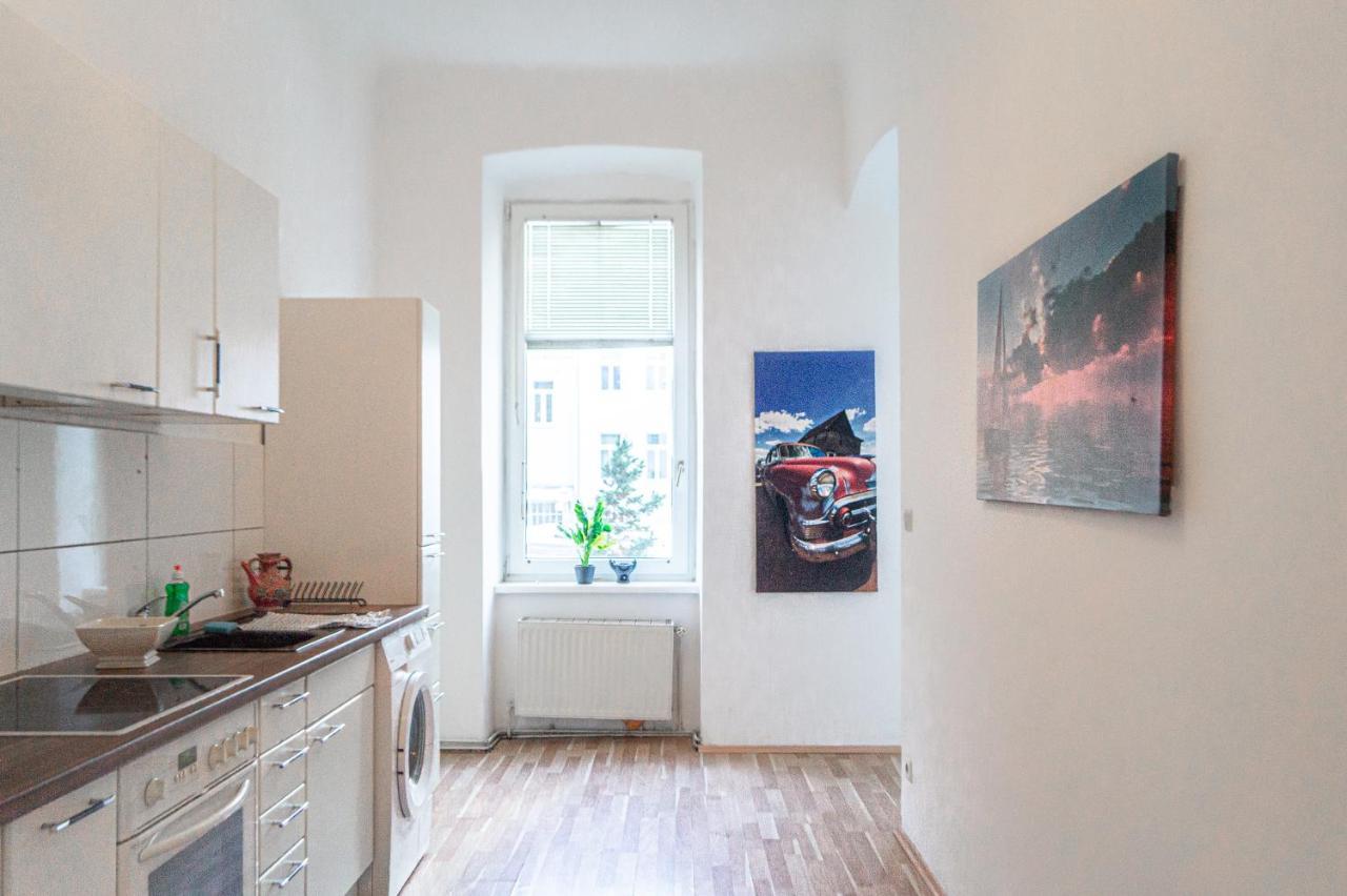 Pleasant 3Br Shared Apartment- Ideal For Longstays Vienna Exterior photo