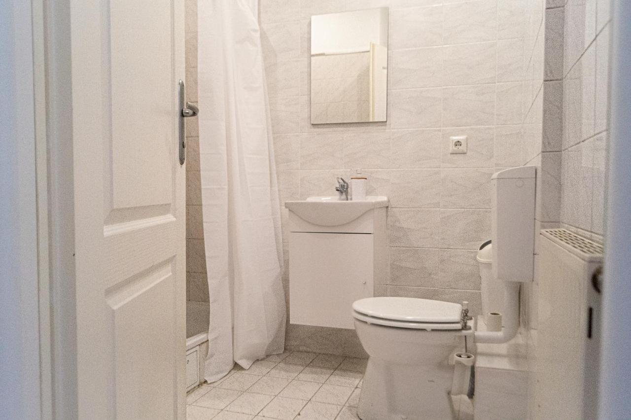 Pleasant 3Br Shared Apartment- Ideal For Longstays Vienna Exterior photo